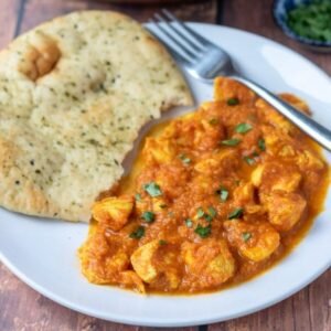 Chicken Balti met Nan brood.