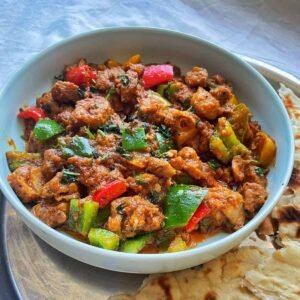 Chicken Jal-Ferizi met Nan brood.