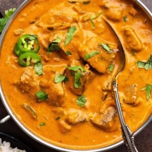 Lamb Tikka Makhni met rijst.
